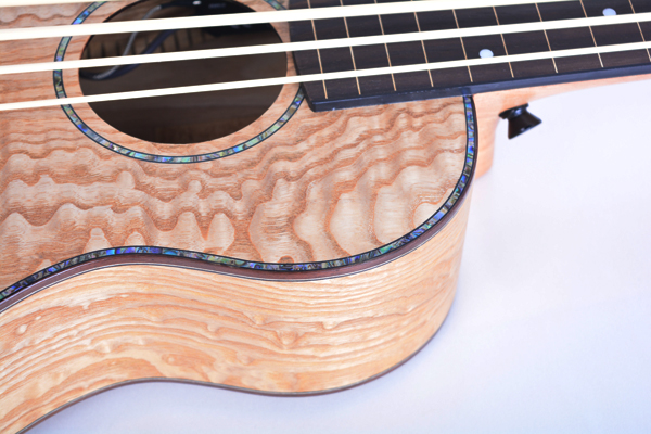 UBS-01 Acoustic Electric Bass Ukulele Beautiful Willow Wood