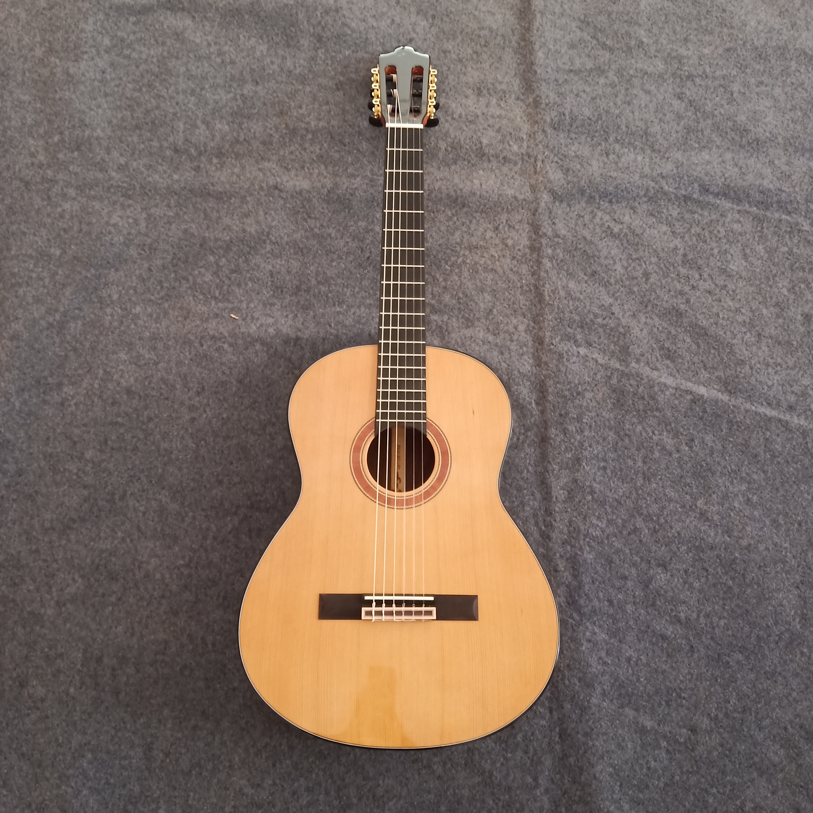 CG-710S classical guitar
